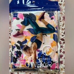 Women's Printed Active Capri Leggings - yellow and blue